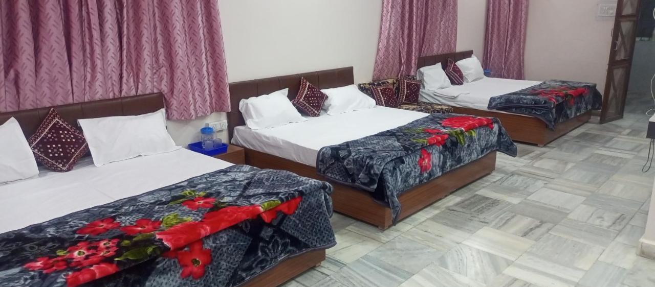 Bed and Breakfast Aashirwad Residency Ujjain Exterior foto