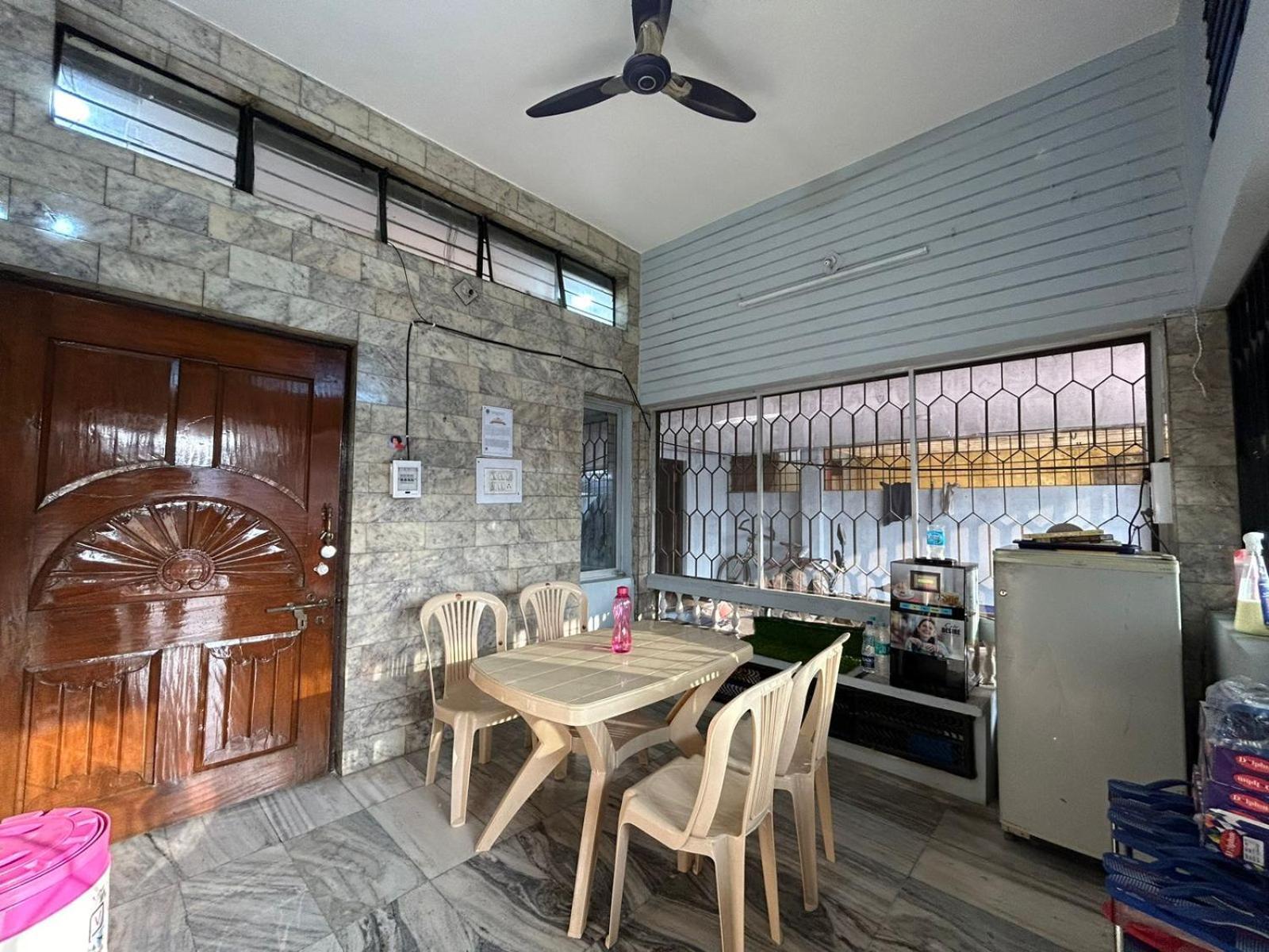 Bed and Breakfast Aashirwad Residency Ujjain Exterior foto